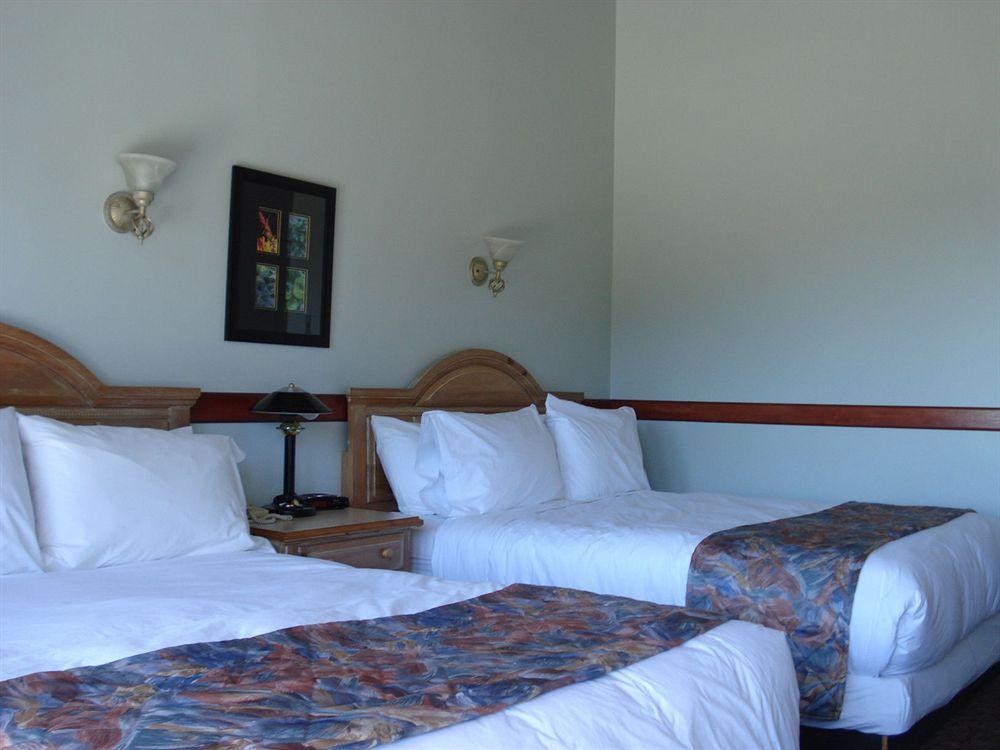 Harbour House Hotel Ganges Exterior photo