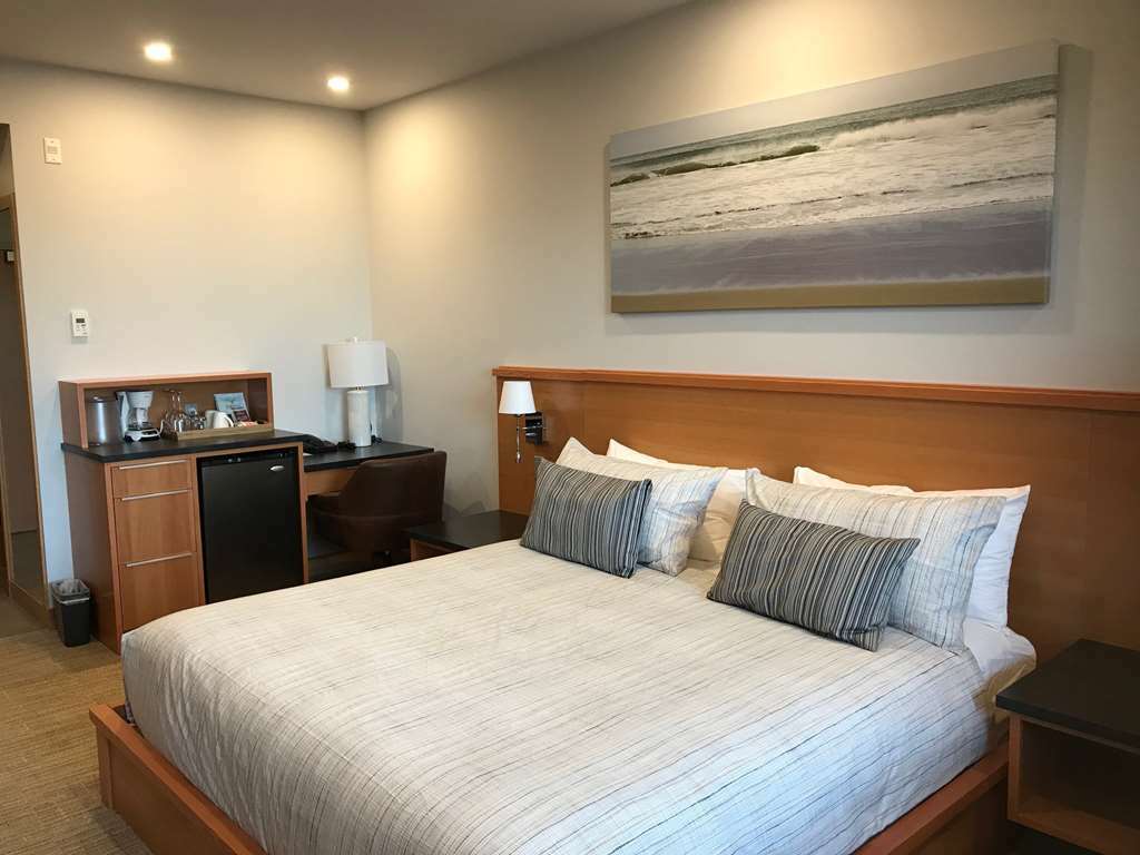 Harbour House Hotel Ganges Room photo